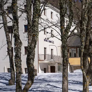 Ostello Rifugio Giuliano Marini Italia