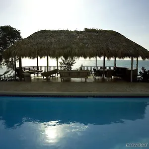 Hotell Jakes Treasure Beach